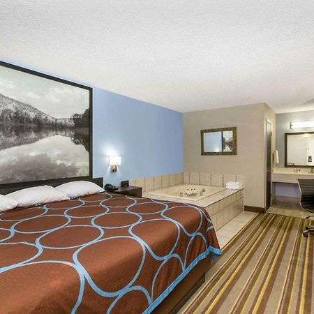 Super 8 By Wyndham Malvern Exterior foto